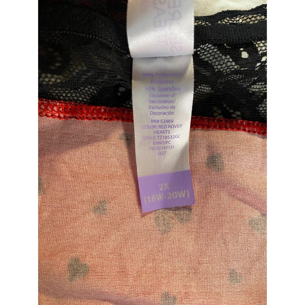 Secret Treasures Sleepwear Women's Plus Sz 2X Red Heart Print Black Lace Trim - Picture 8 of 11
